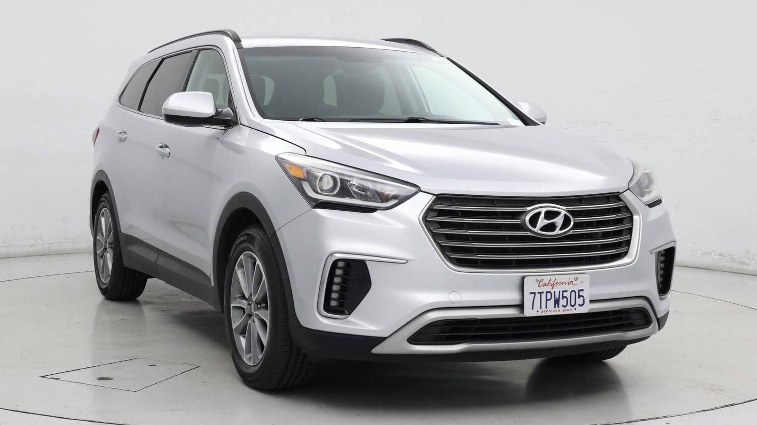 HYUNDAI SANTA FE 2017 KM8SM4HF7HU191347 image